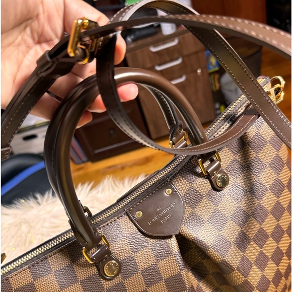 Beautiful Louis Vuitton SIENA PM Damier ebene with long strap, duster and cert. - Picture 8 of 16
